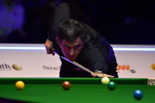 【早报】失误大战！曼联制造悬念最终落败！