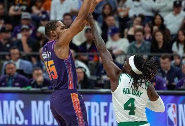 1710048763079047769.jpg 【夜读】不是,谁不喜欢和德布劳内踢球?