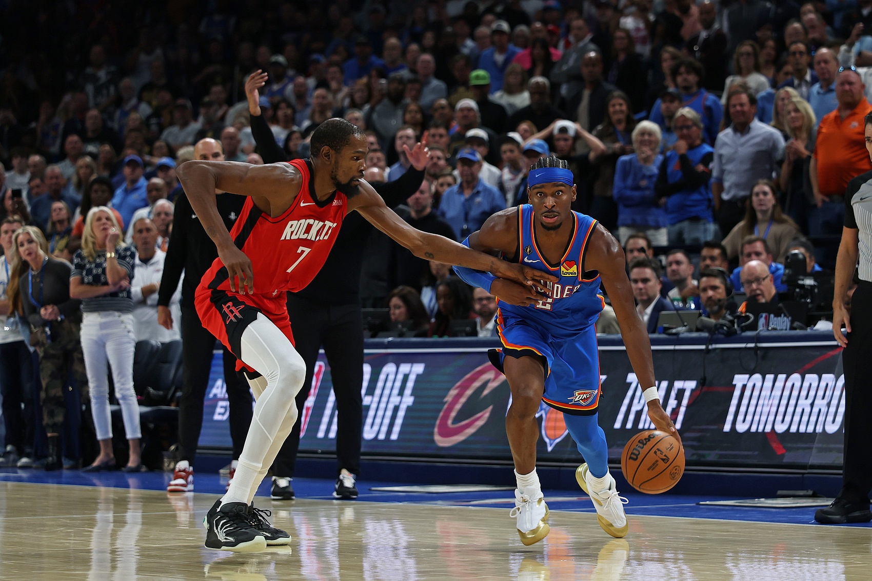 Kaiyun Sports-开云体育-NBA彩经：火箭击退雷霆 勇士难胜尼克斯 湖人轻取黄蜂