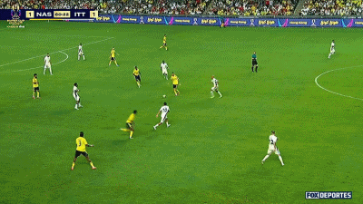 沙超杯战报:C罗助攻菲利克斯破门,十人利雅得2-1吉达联合