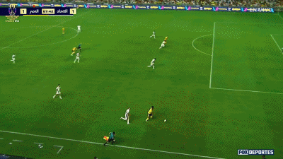 沙超杯战报:C罗助攻菲利克斯破门,十人利雅得2-1吉达联合