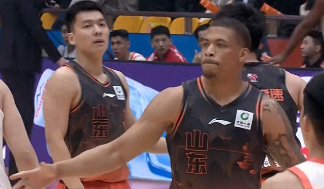Kaiyun Sports-开云体育-CBA山东男篮逆转江苏,新外援首秀8分,珀赛尔37分陈林坚立功|克里斯|亨特|约翰逊|庞峥麟|高诗岩_新浪体育_新浪新闻