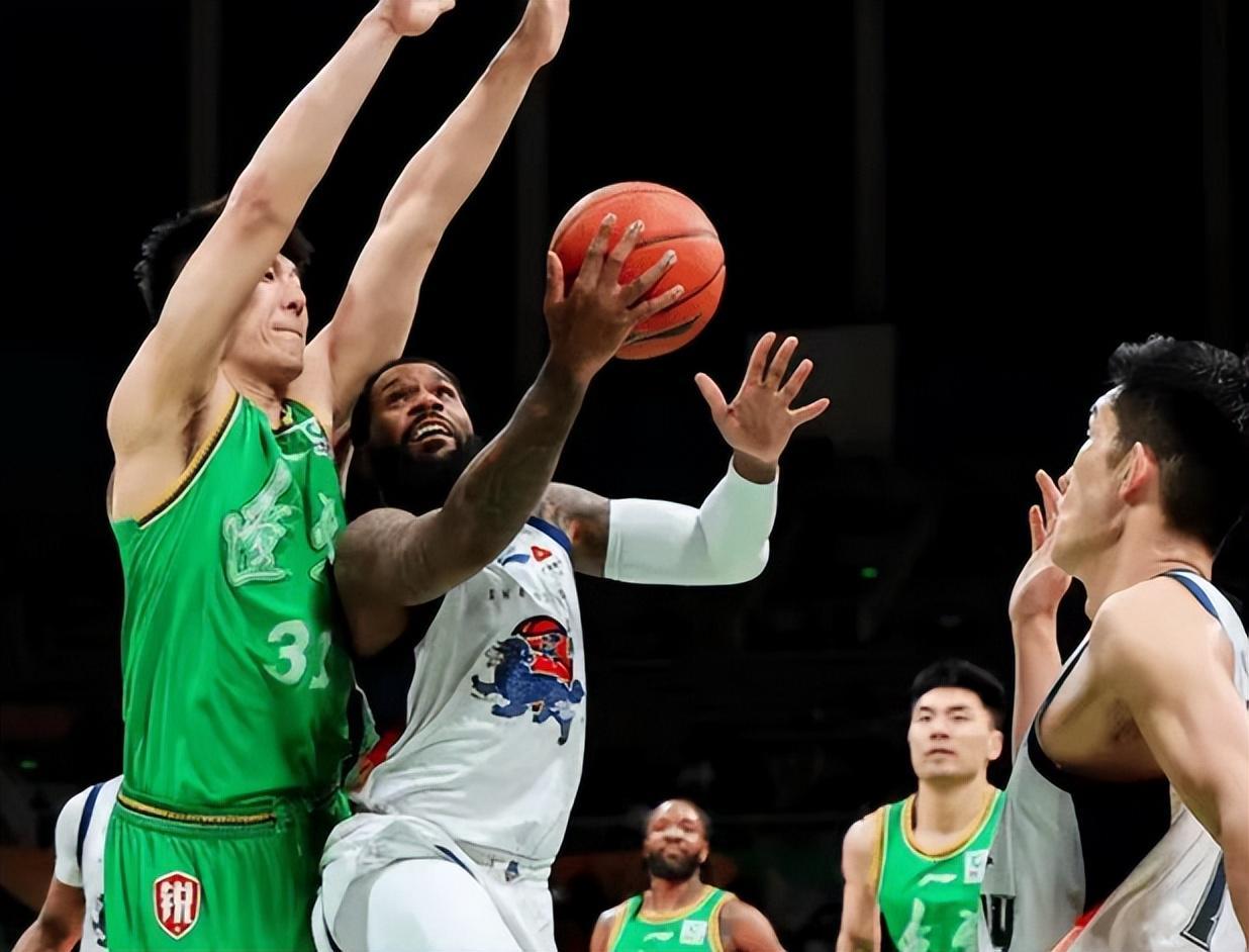 开云-爱游戏-CBA最新积分榜:上海大胜30分,辽宁79-84山东3连败,广州第11