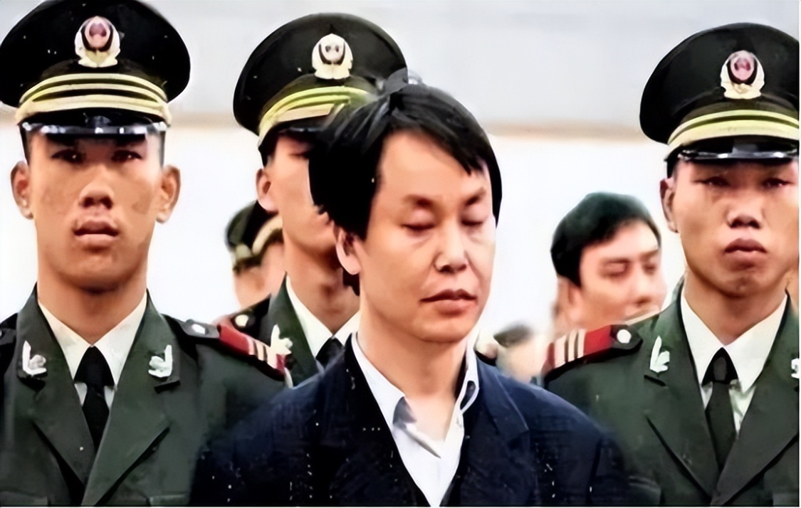 开云-爱游戏-张子强家人现状曝光:遗孀携20亿定居泰国,大儿子成了餐厅厨师